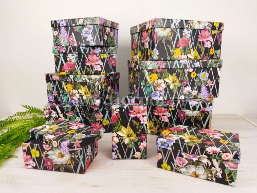box florystyczno-prezentowy prostokąt 10szt kwiaty mix czarny (24P190)